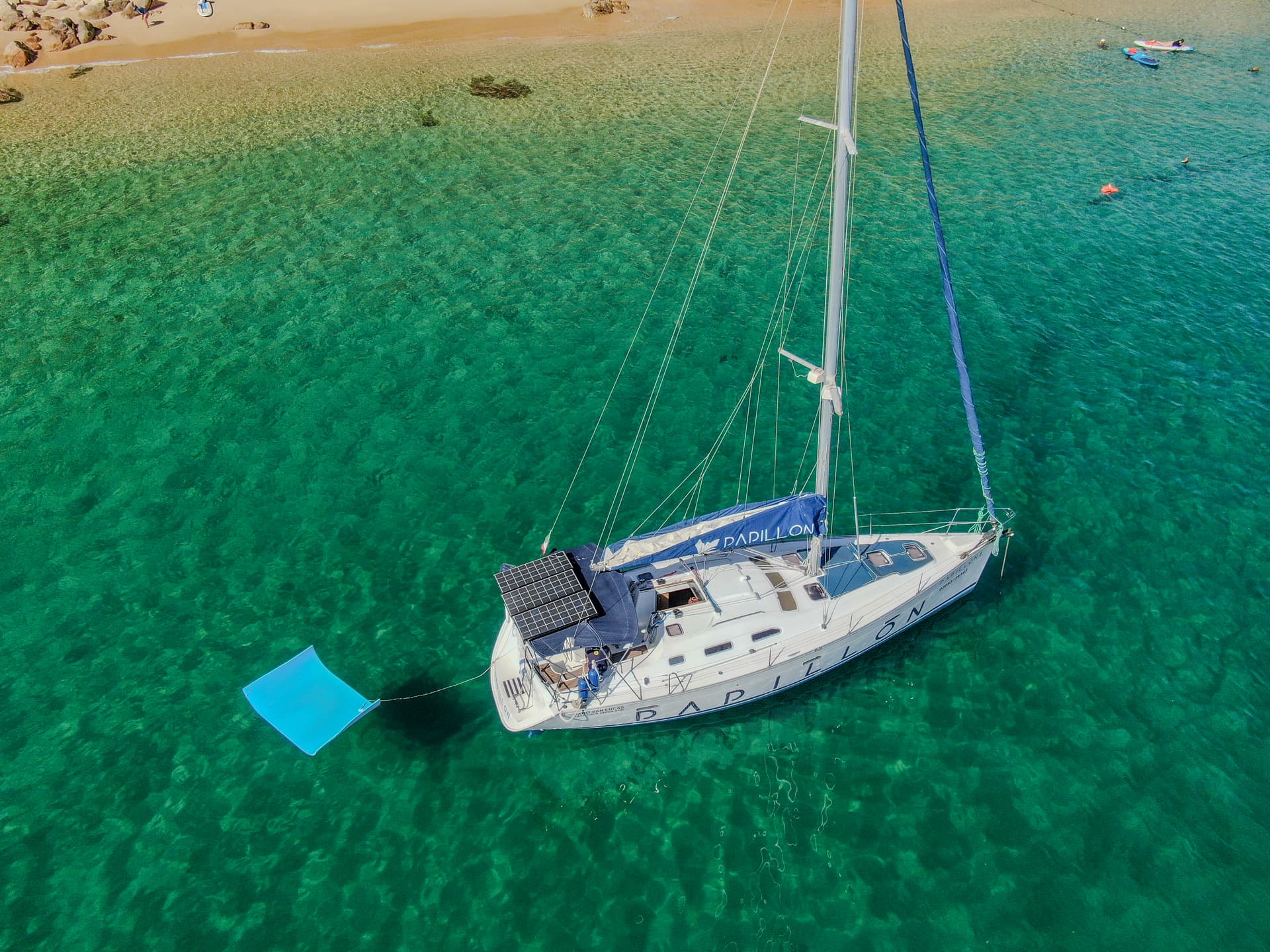 Sailboat 42ft — yacht charter in Cabo San Lucas