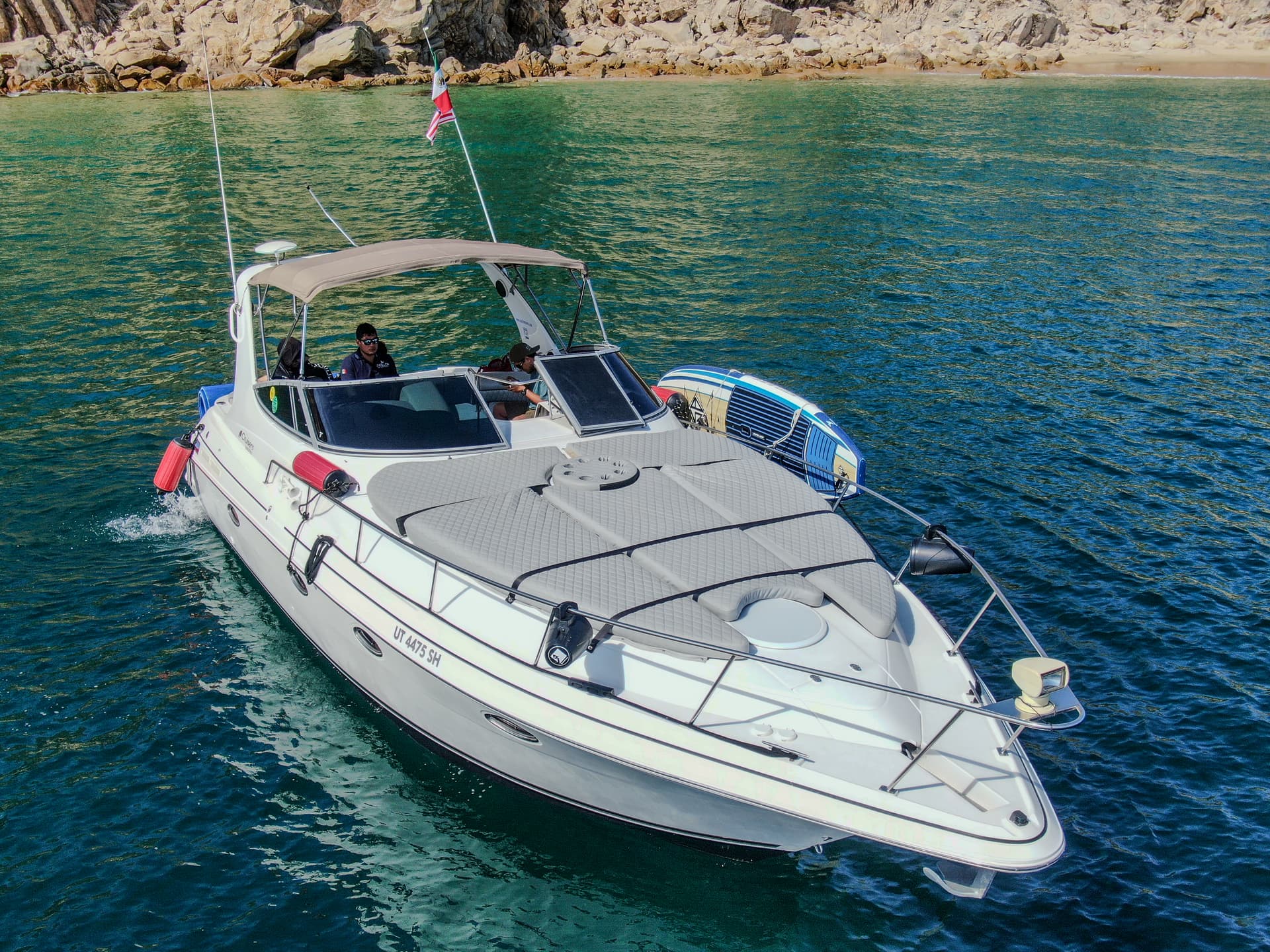 Yacht Cruiser 35ft — yacht charter in Cabo San Lucas — photo 2