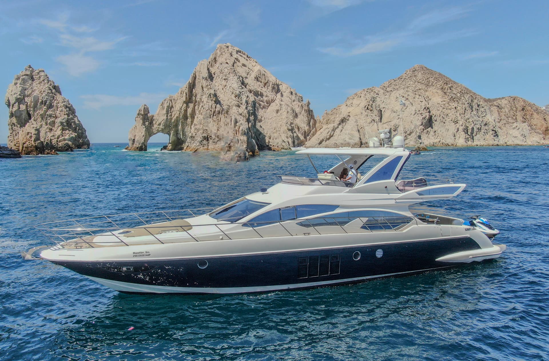 Azimut 68ft — yacht charter in Cabo San Lucas