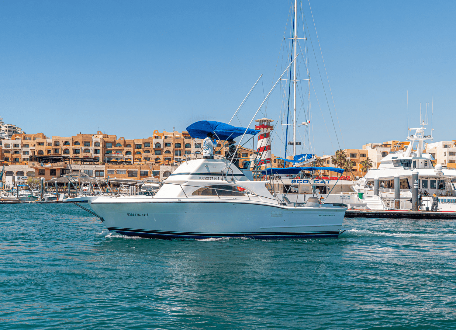 33ft Owens sportfishing boat in Cabo San Lucas