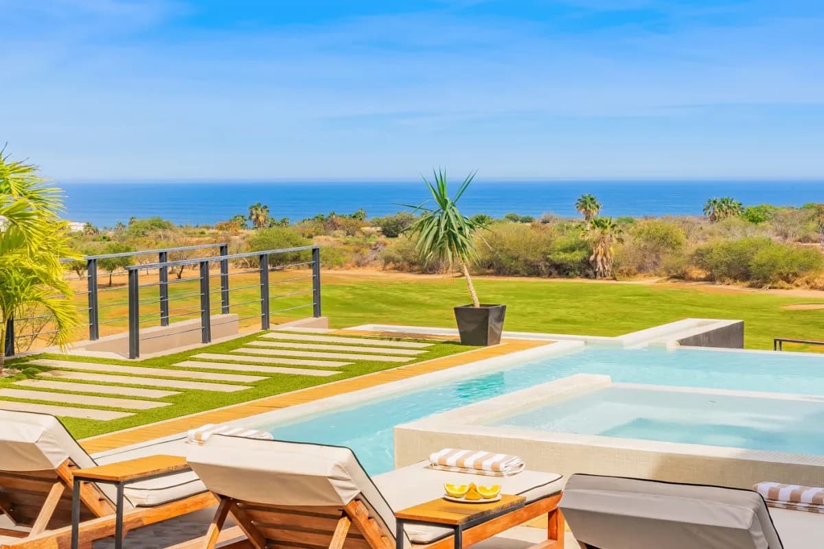 Casa Sonrisa โ luxury villa rental in Cabo San Lucas