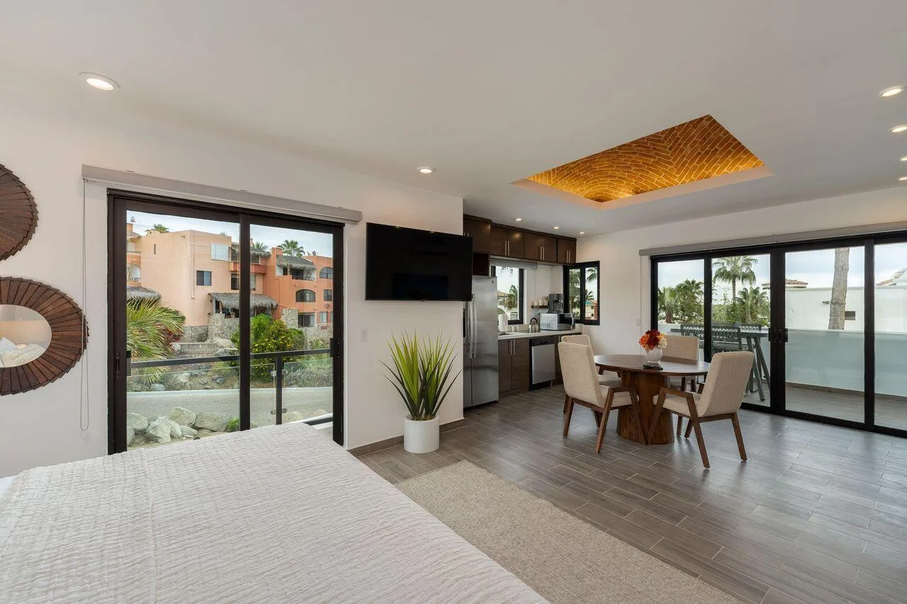 Cabo Bello gallery photo 7