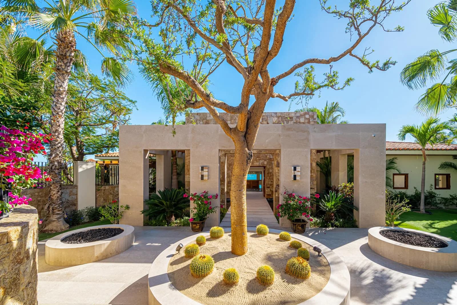 Querencia real estate in Cabo