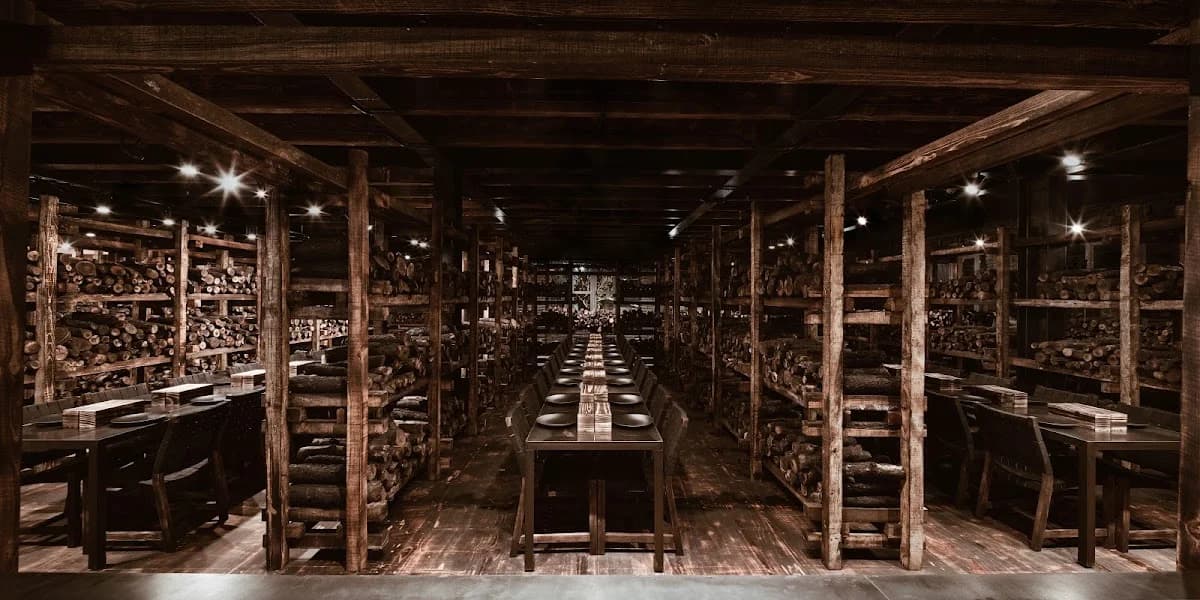 CarbónCabrón, in rustic cellar setting, in San José del Cabo