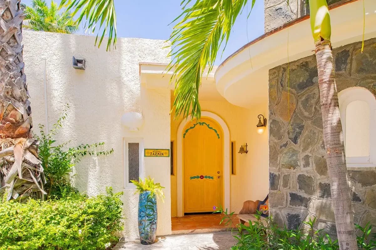 Luxury Cabo home interior and grounds 2