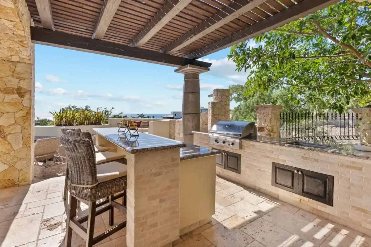 Casa Kay, a 8-bedroom villa in Puerto Los Cabos