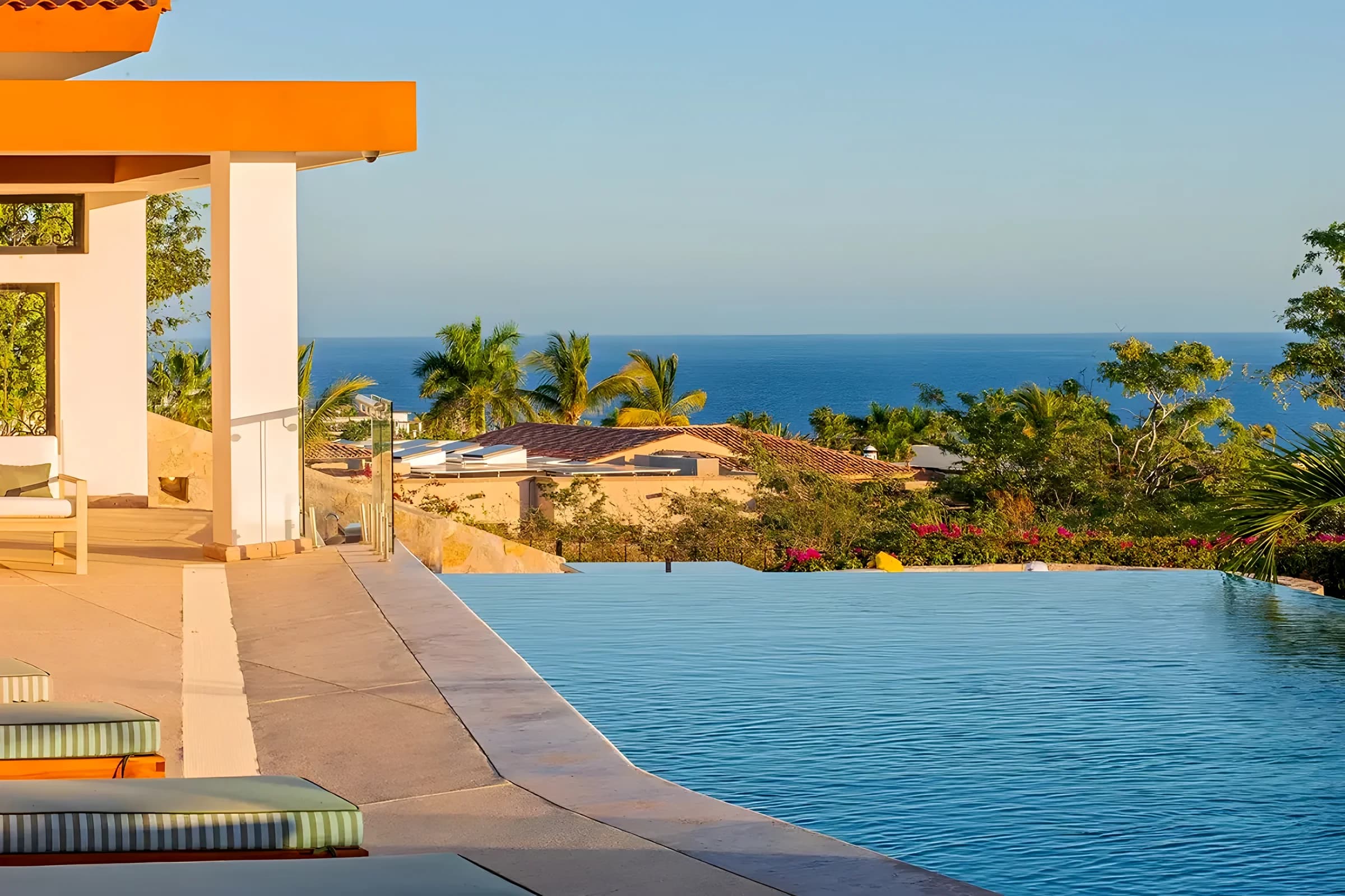 5 Albercas de Villas en Cabo y Cómo Comparar Villas Como un Local