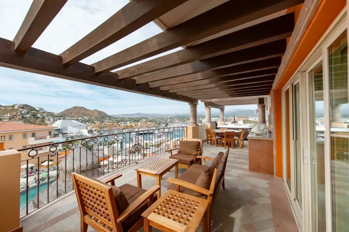 Do You Need a Rental Car in Cabo? Transportation Guide