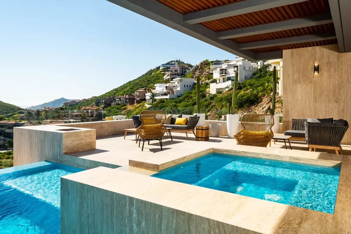 Casa Pacifica — Cliffside Compound