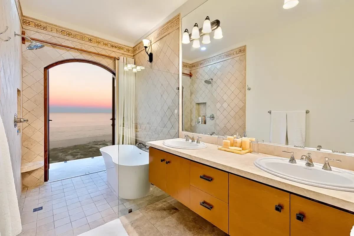 Mazatlan Mexico vs. Cabo: Why Luxury Travelers Choose Los Cabos in 2026