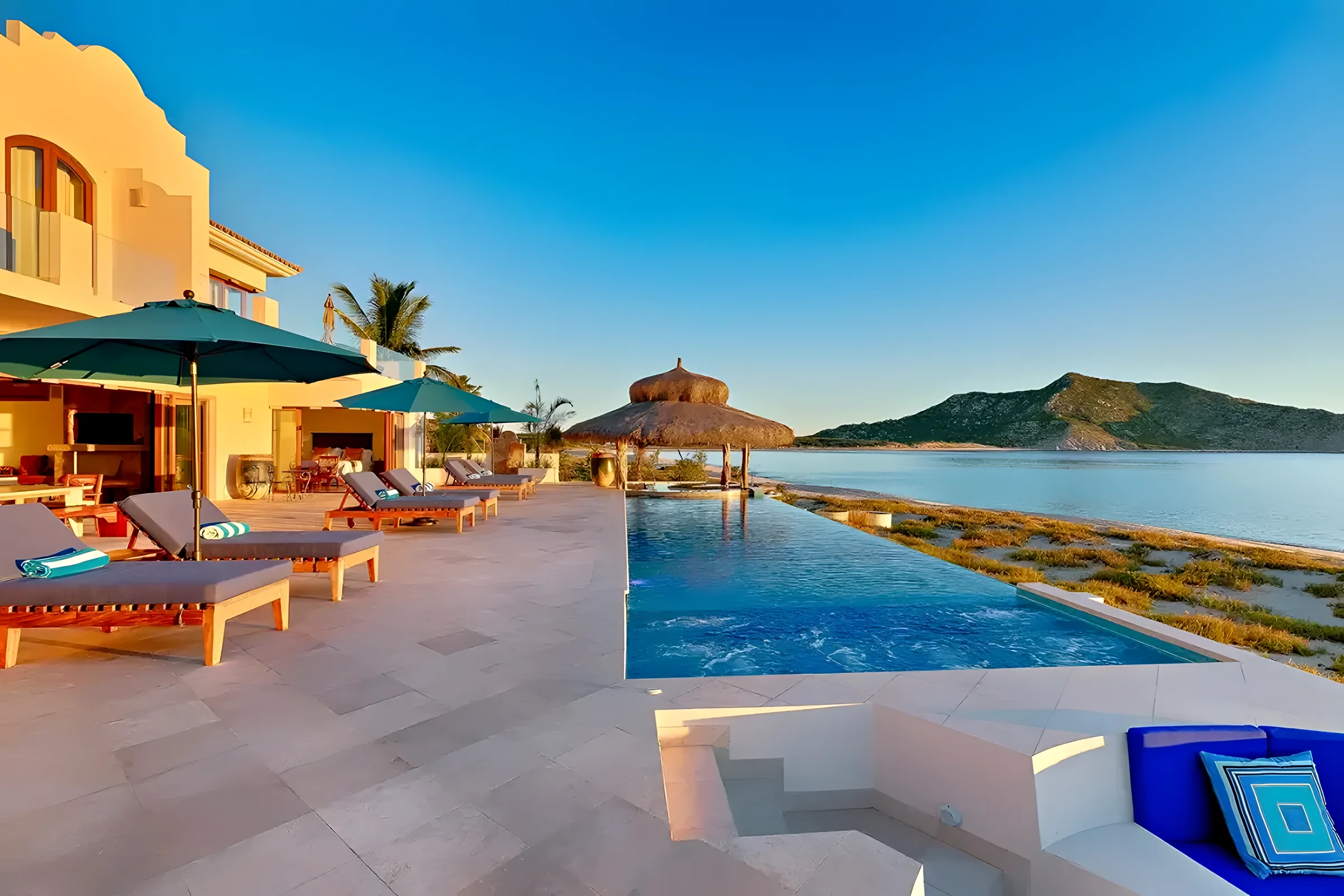 Foto 1 de Villa Bahia De Los Frailes, villa de 6 recámaras en Cabo Pulmo