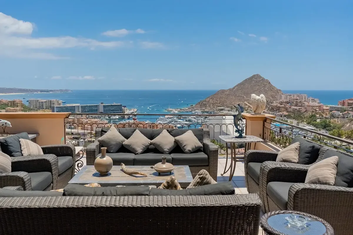 Villa California, a 5-bedroom villa in Pedregal Bay