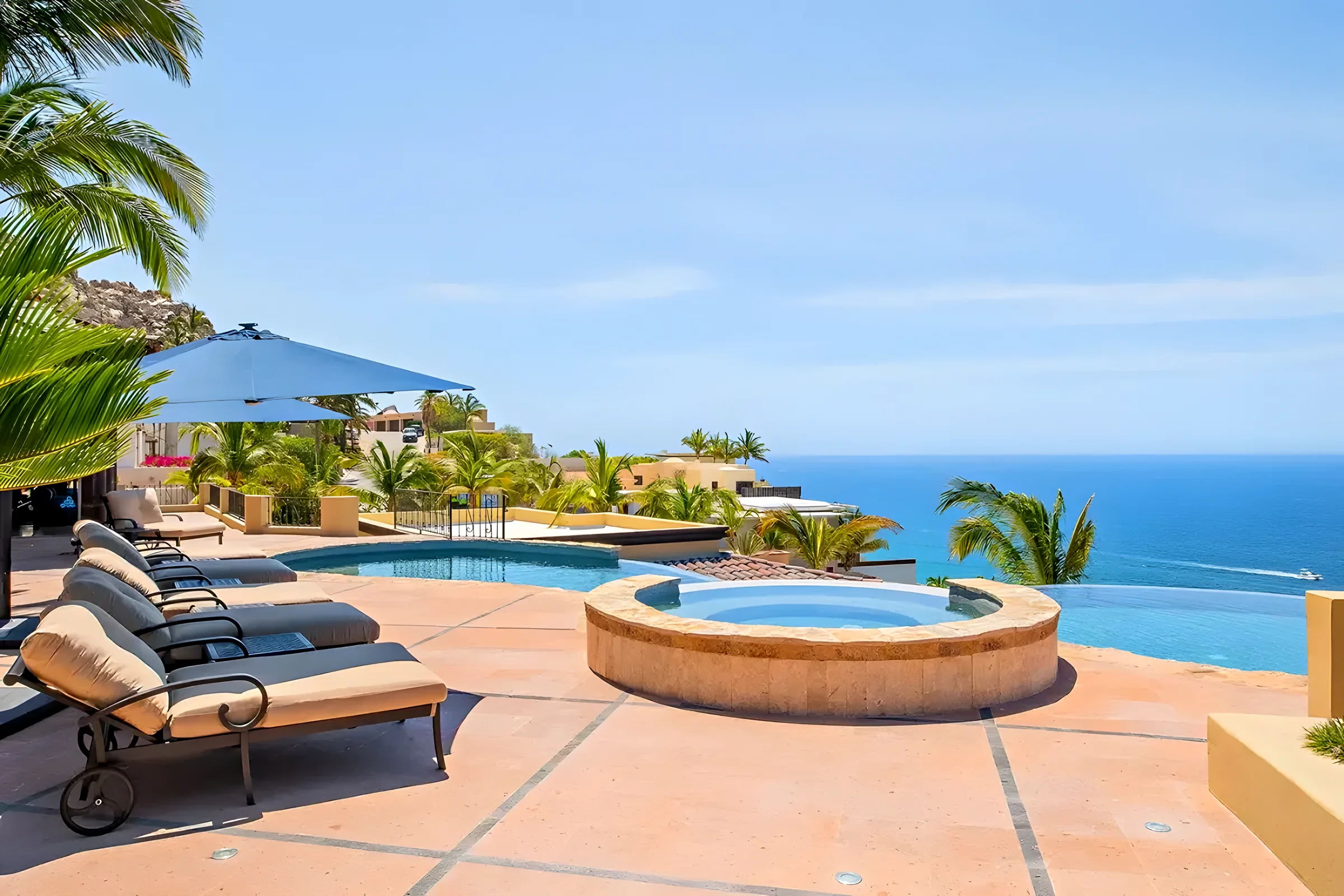 Foto 3 de Villa De Los Suenos, villa de 8 recámaras en Pedregal Pacific