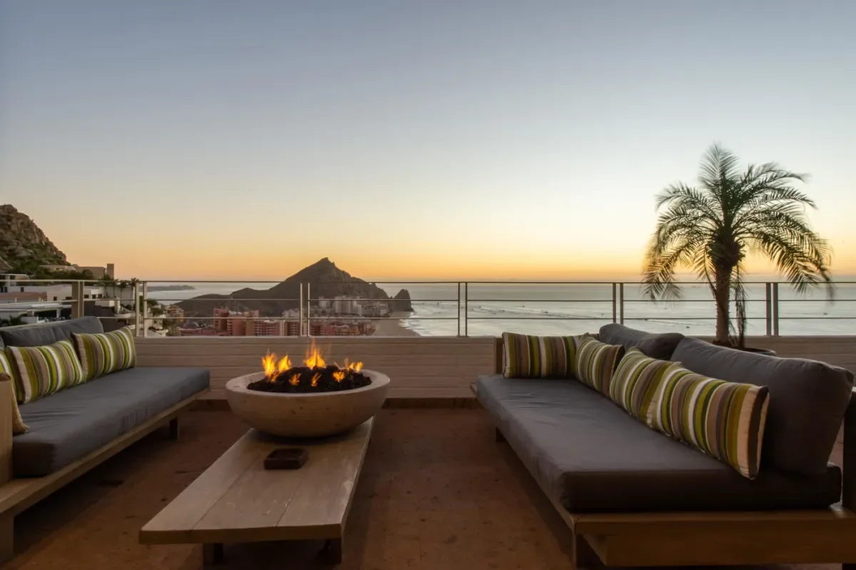 Luxury Cabo home interior and grounds 3