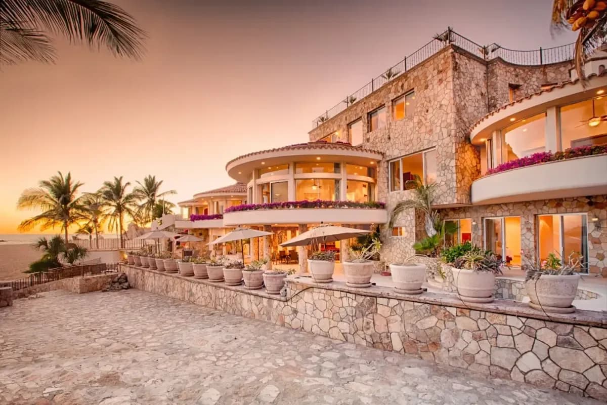 Say 'I Do' in Paradise: Your 2026 Guide to Cabo Wedding Villa Rentals