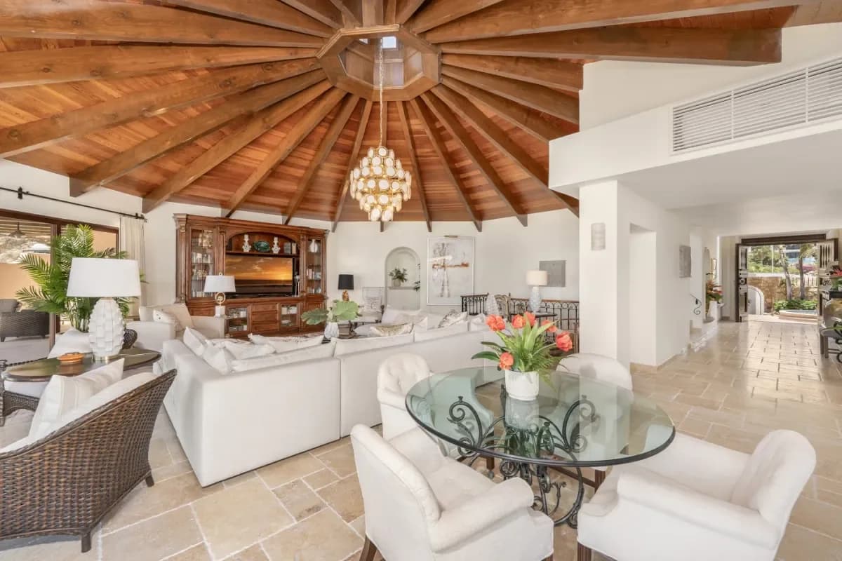 Retiring in Cabo: Complete Cost of Living Guide