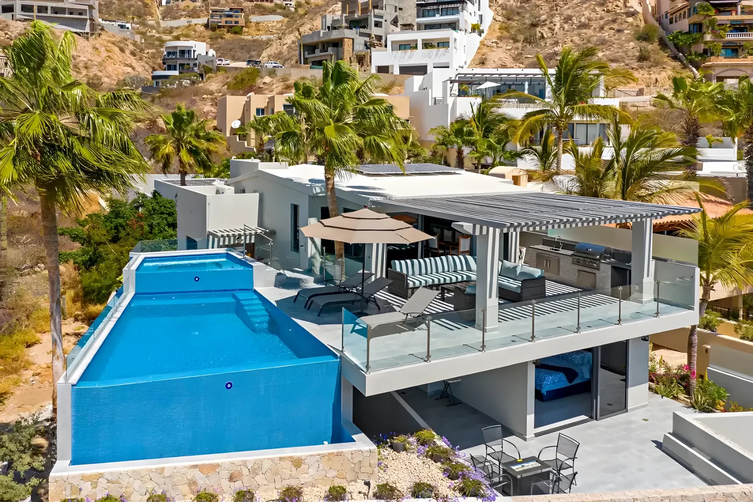 Foto 3 de Villa Nazar, villa de 4 recámaras en Pedregal Pacific
