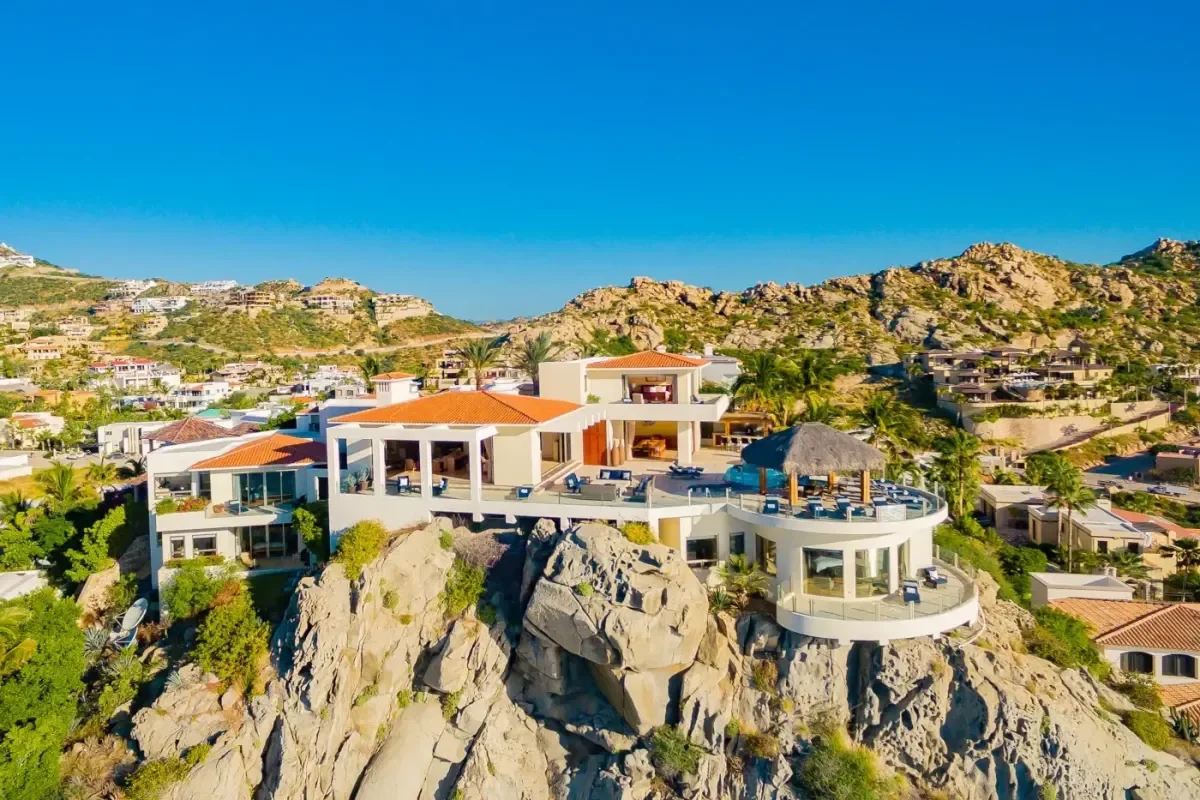Villa Penasco, a 6-bedroom villa in Pedregal Pacific