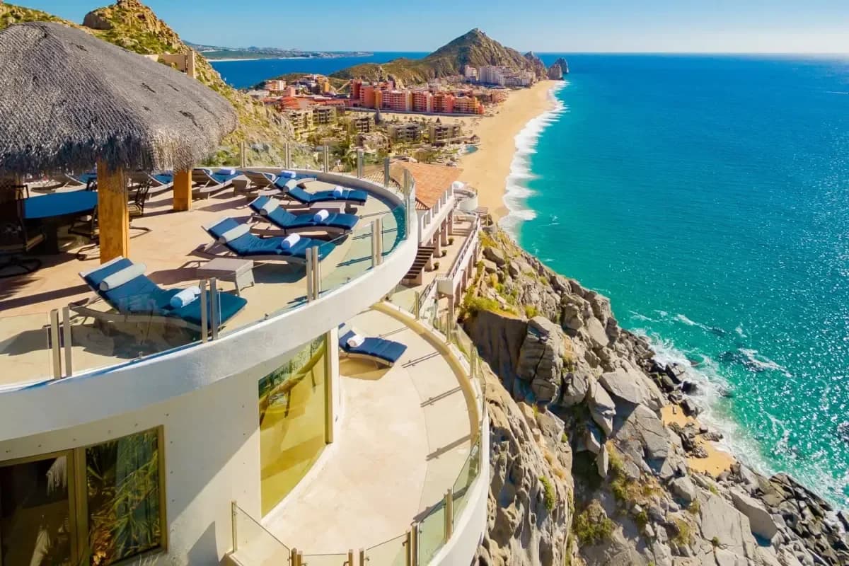 Discover the Best Villas in Cabo for Large Groups in 2026