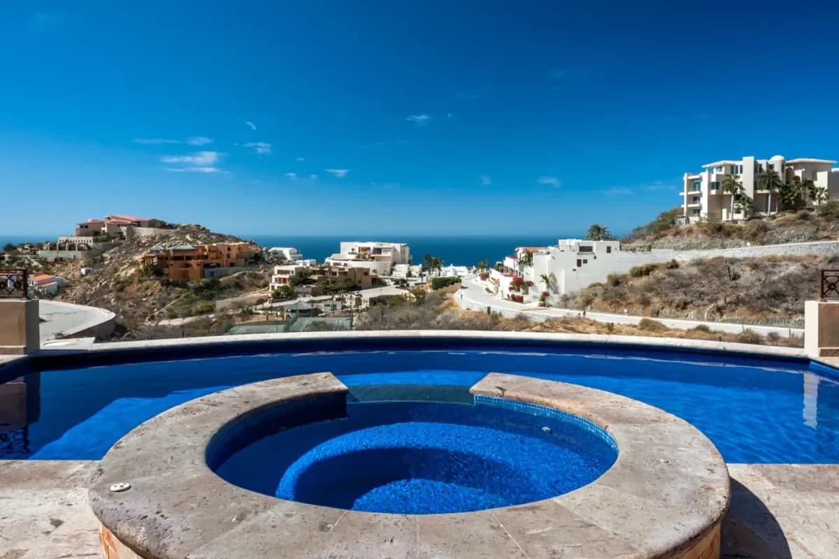 Best Cabo Villas for Girls Trips: An Insider's Comparison