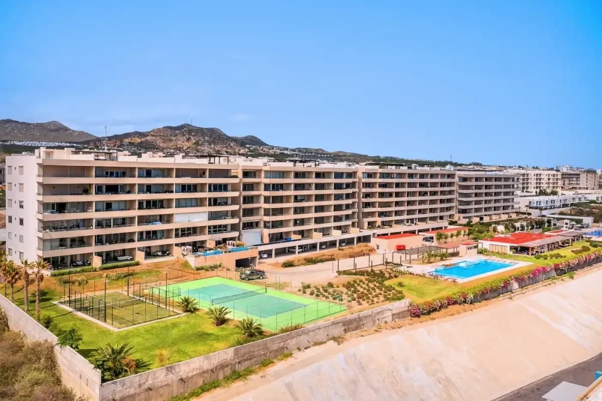 Find Your Perfect Party Pad: Best Cabo Villas for Bachelorette Parties