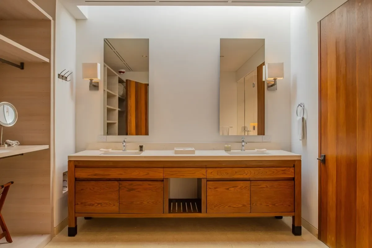 Private Villa vs All-Inclusive Resort in Cabo: Which is Better?