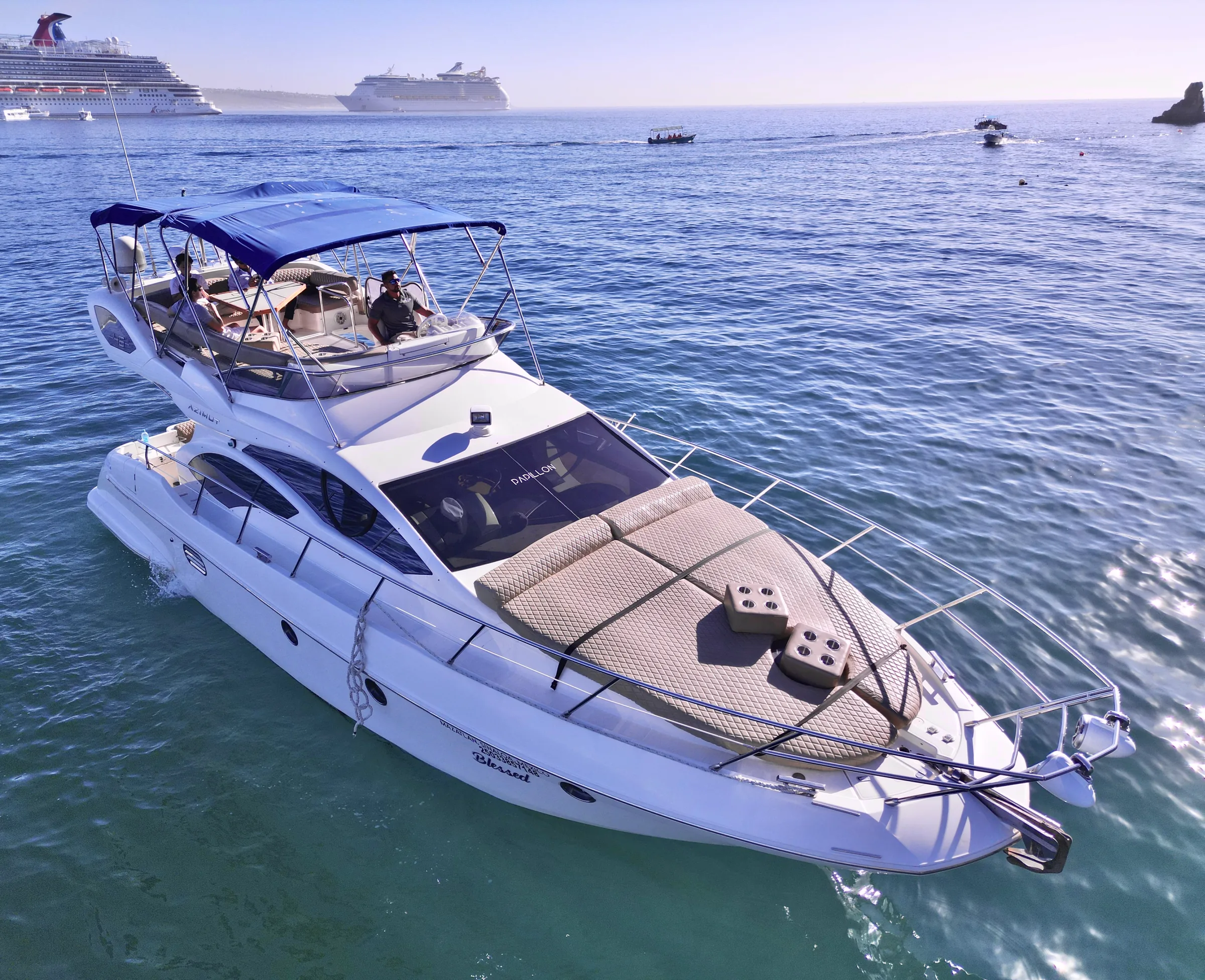 Azimut 46ft, a 46ft yacht in Cabo San Lucas (6)