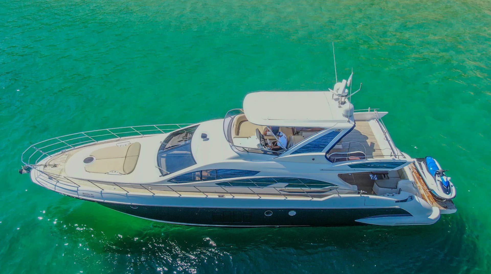 The Best Cabo Yacht Charters for Families: An Insider's Guide