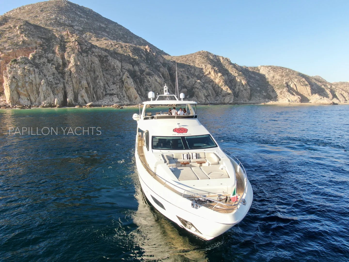 Azimut 95ft, front view, with cliffs beyond, in Cabo San Lucas