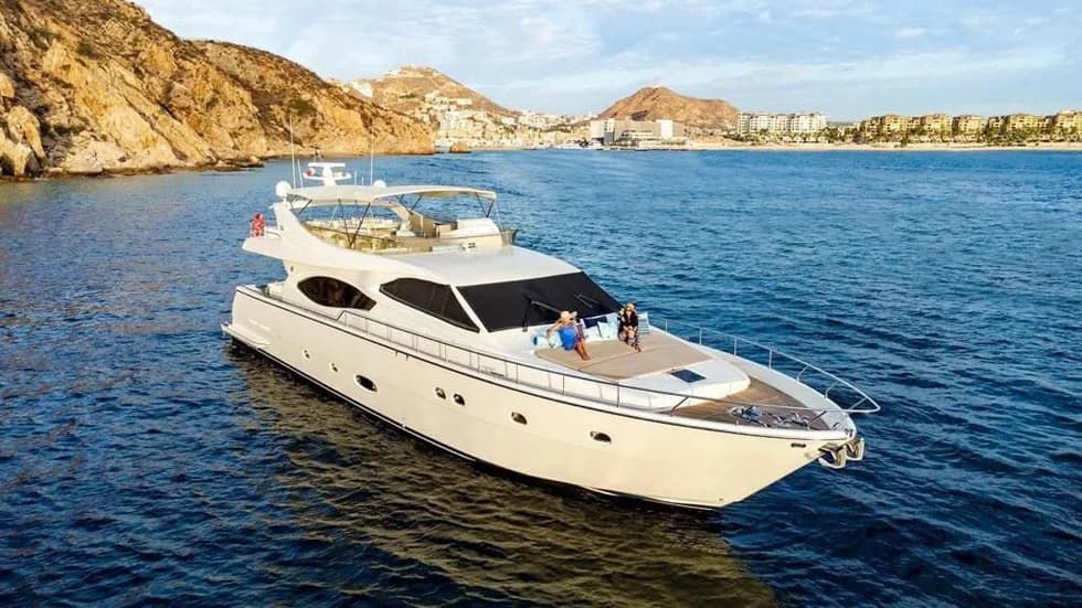 Cabo Yacht Charters with Unlimited Open Bar