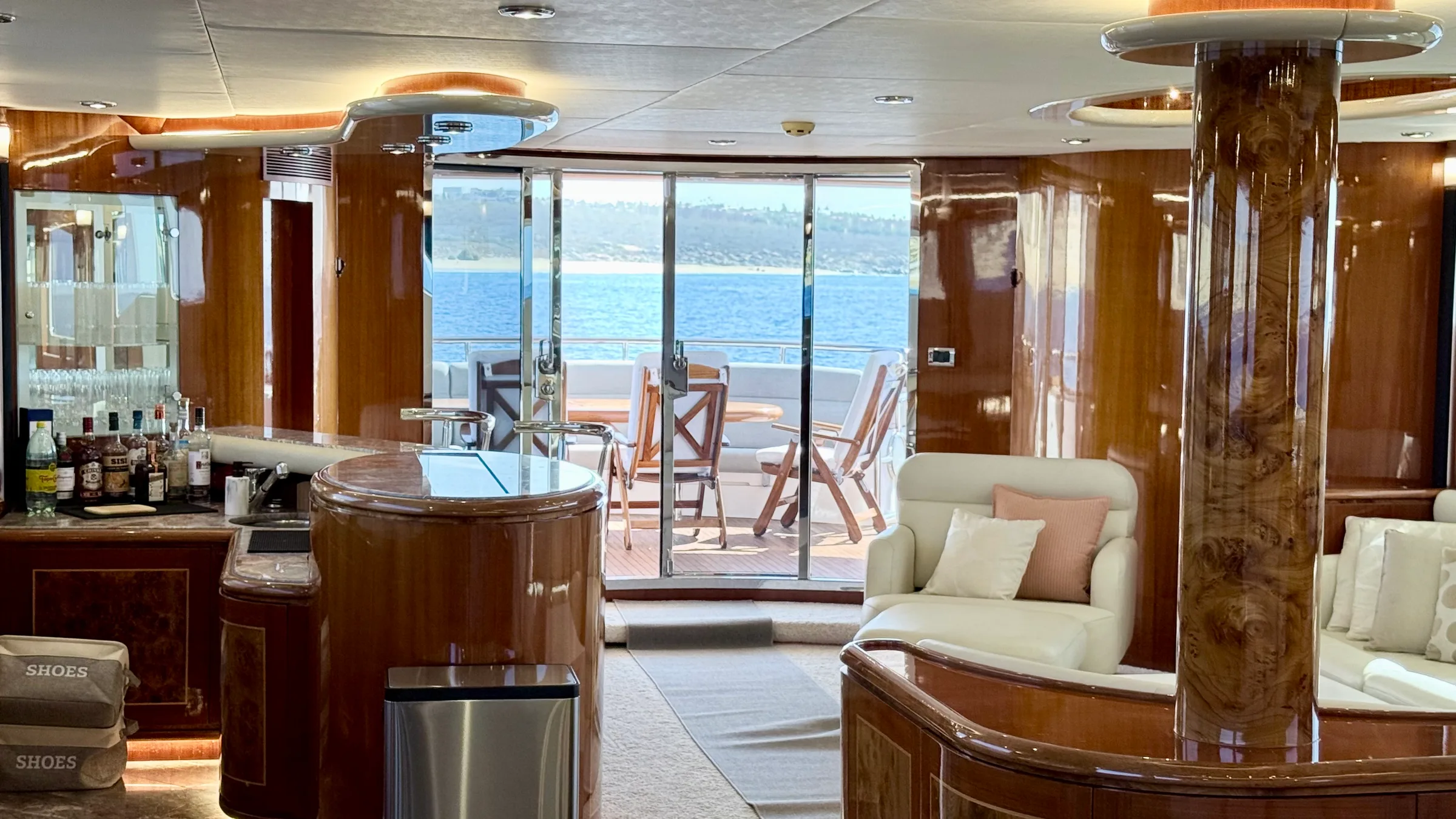 Horizon 110ft, a 110ft yacht in Cabo San Lucas (7)