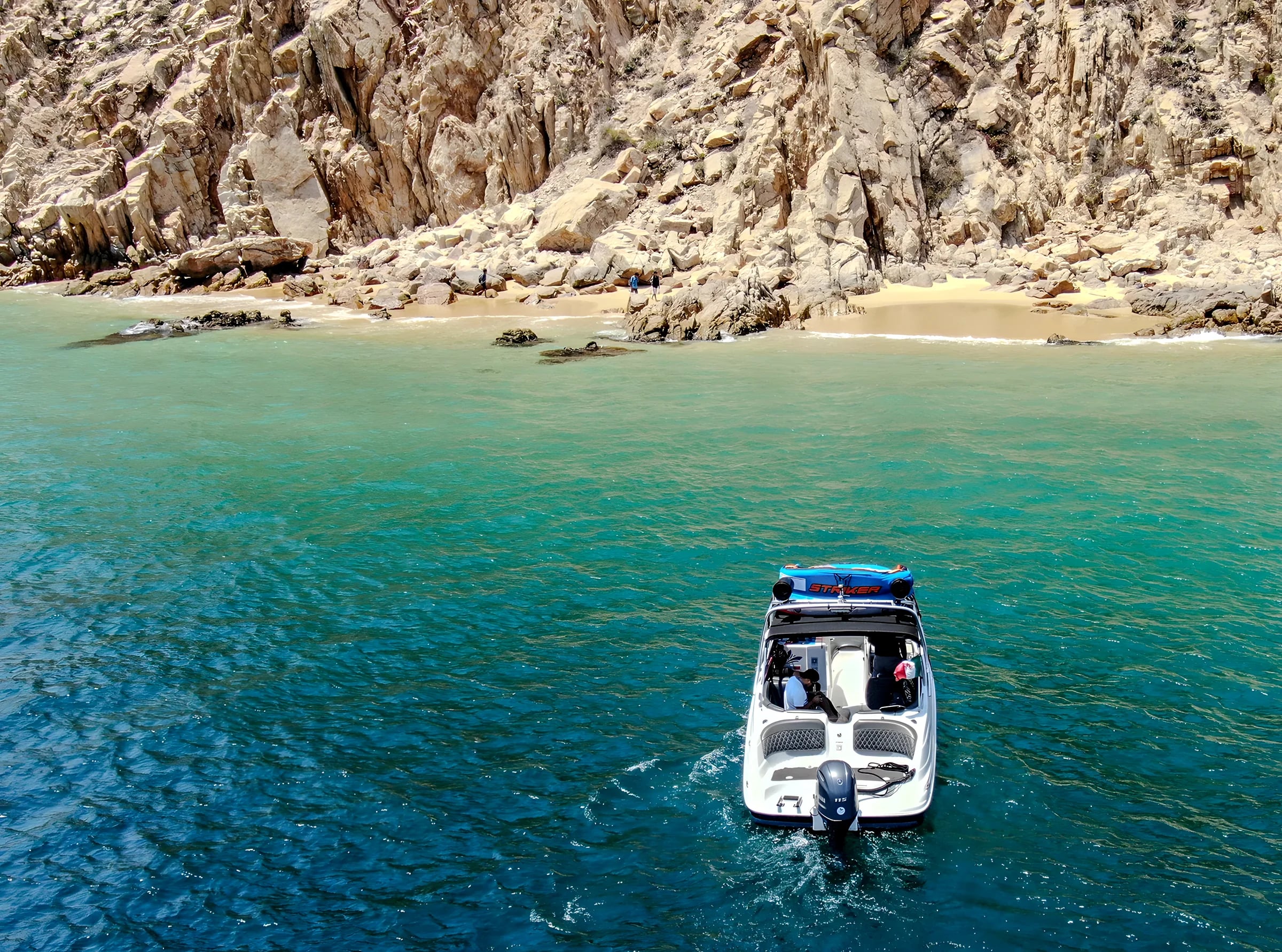 Yamaha 28ft, a 28ft yacht in Cabo San Lucas (2)