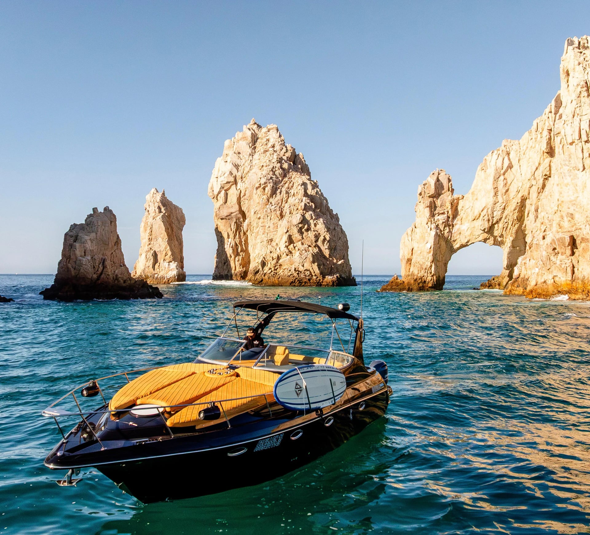 Yacht Cruiser 37ft, a 37ft yacht in Cabo San Lucas (4)