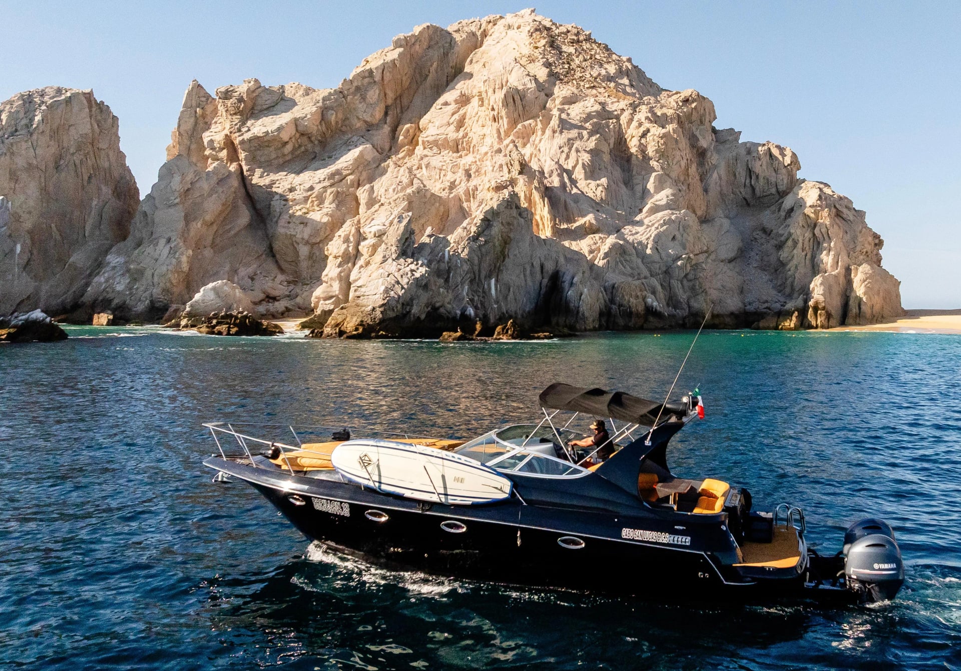 Yacht Cruiser 37ft, a 37ft yacht in Cabo San Lucas (5)
